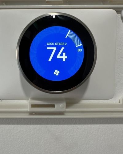 Smart Thermostat Display Cool Stage Temperature Degrees Tampa Fl