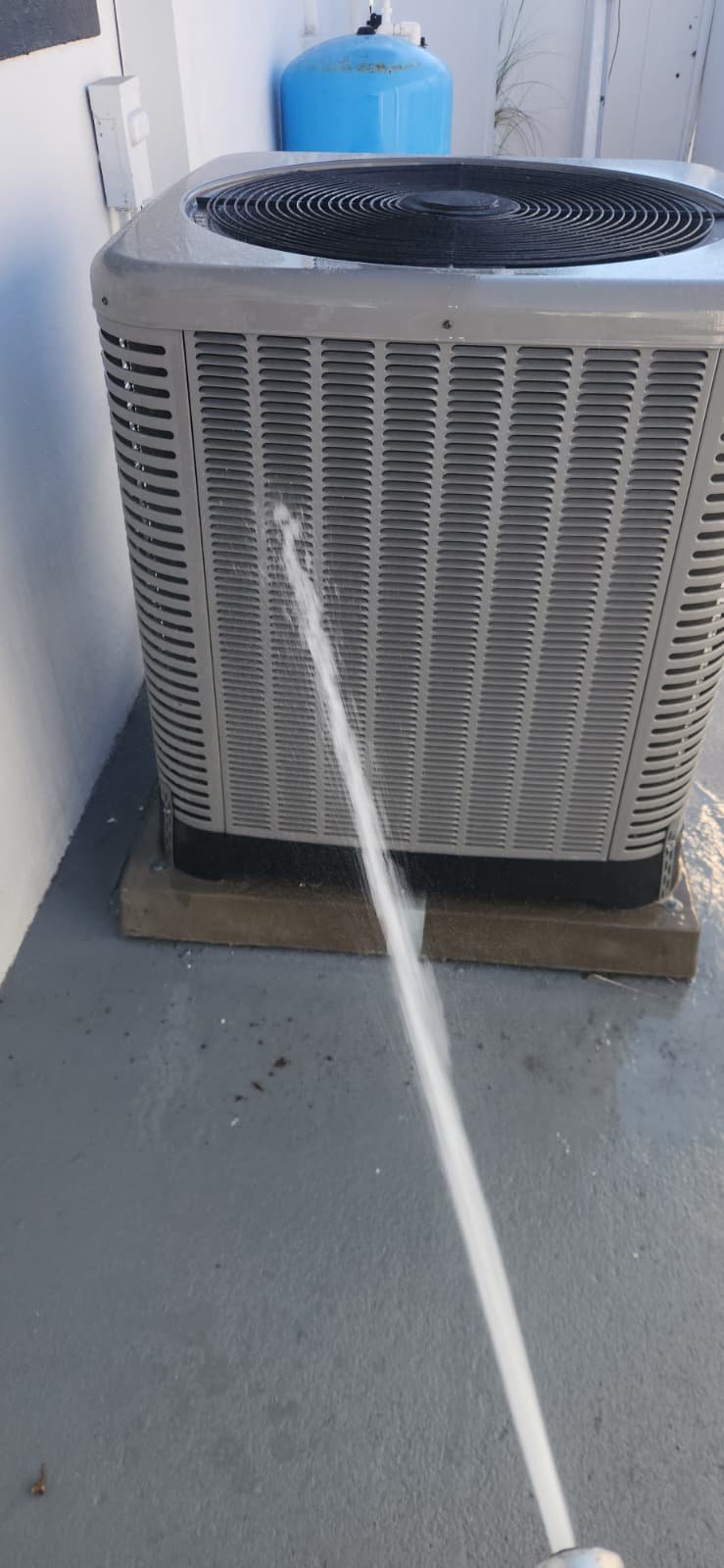 Elite service plan AC maintenance in Seminole, FL 33772 with coil inspection