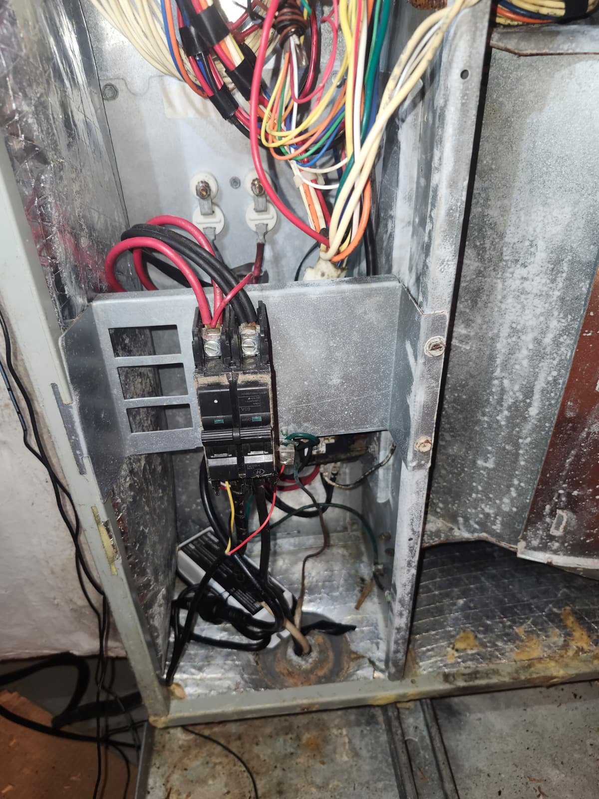 Final inspection of air handler and condenser repair in Tarpon Springs, Florida