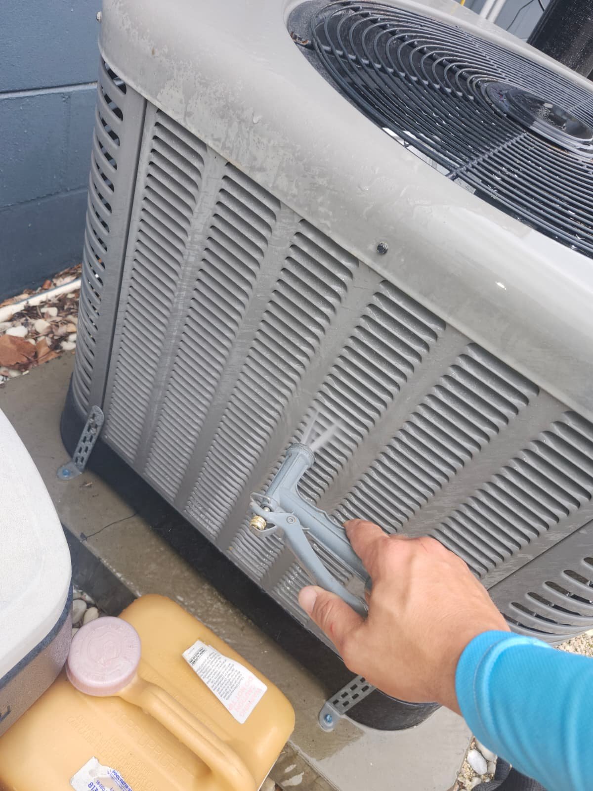 Lutz, FL 33549 HVAC system inspection confirming only capacitor out of range