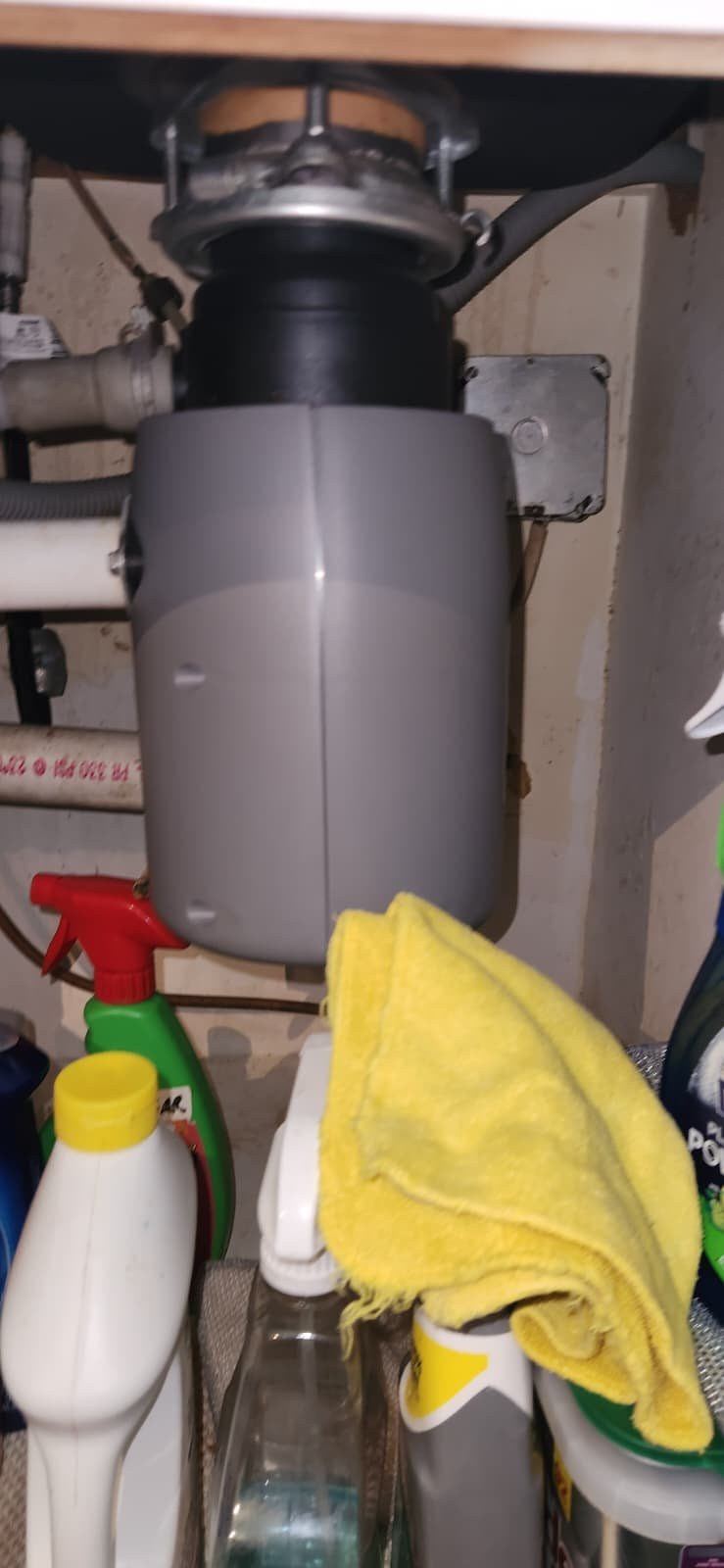 Outdated water heater needing replacement in Clearwater, FL 33763 home