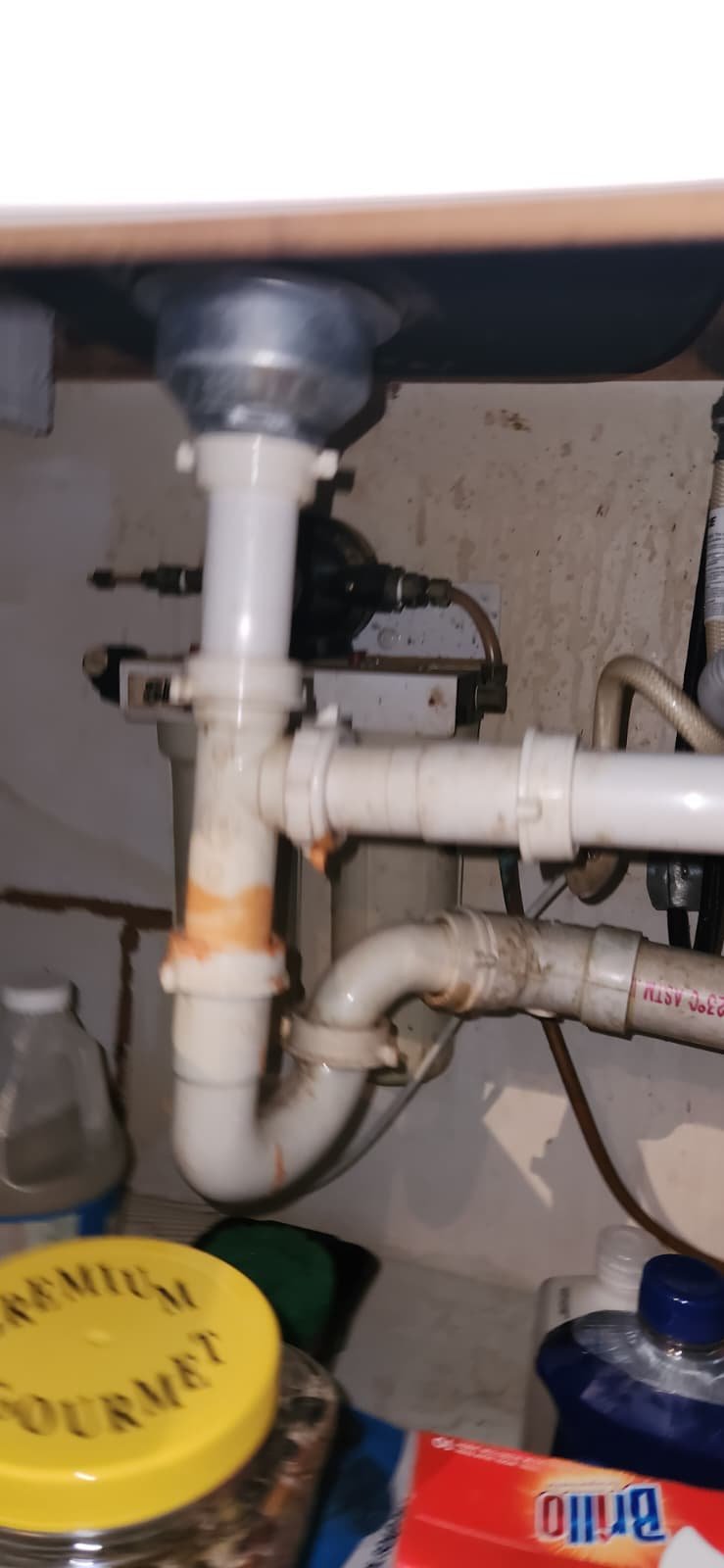 Faulty water heater shutoff valve identified in Clearwater, FL 33763 inspection