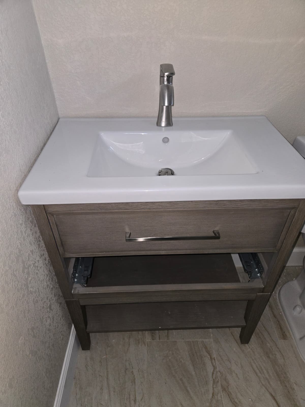 St. Petersburg, FL 33703 completed home improvement work in hallway area