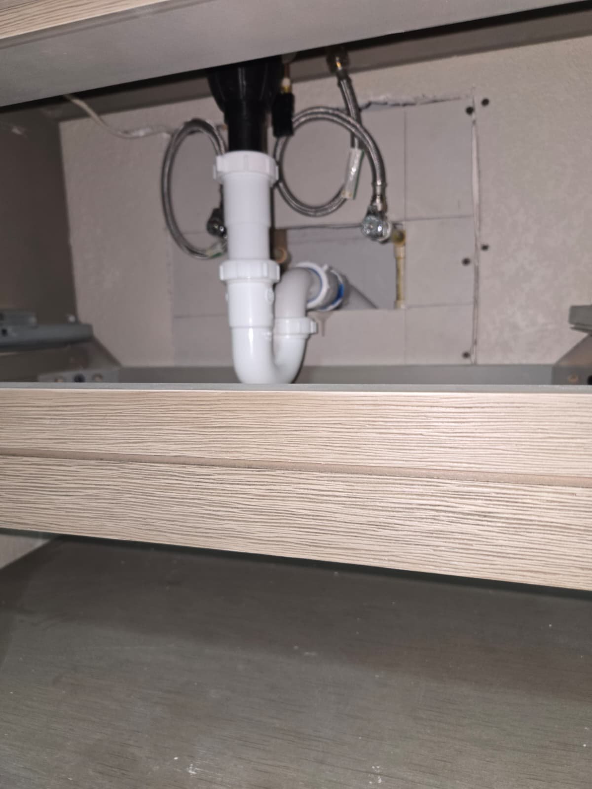 Finished home repair details in St. Petersburg, FL 33703 bedroom