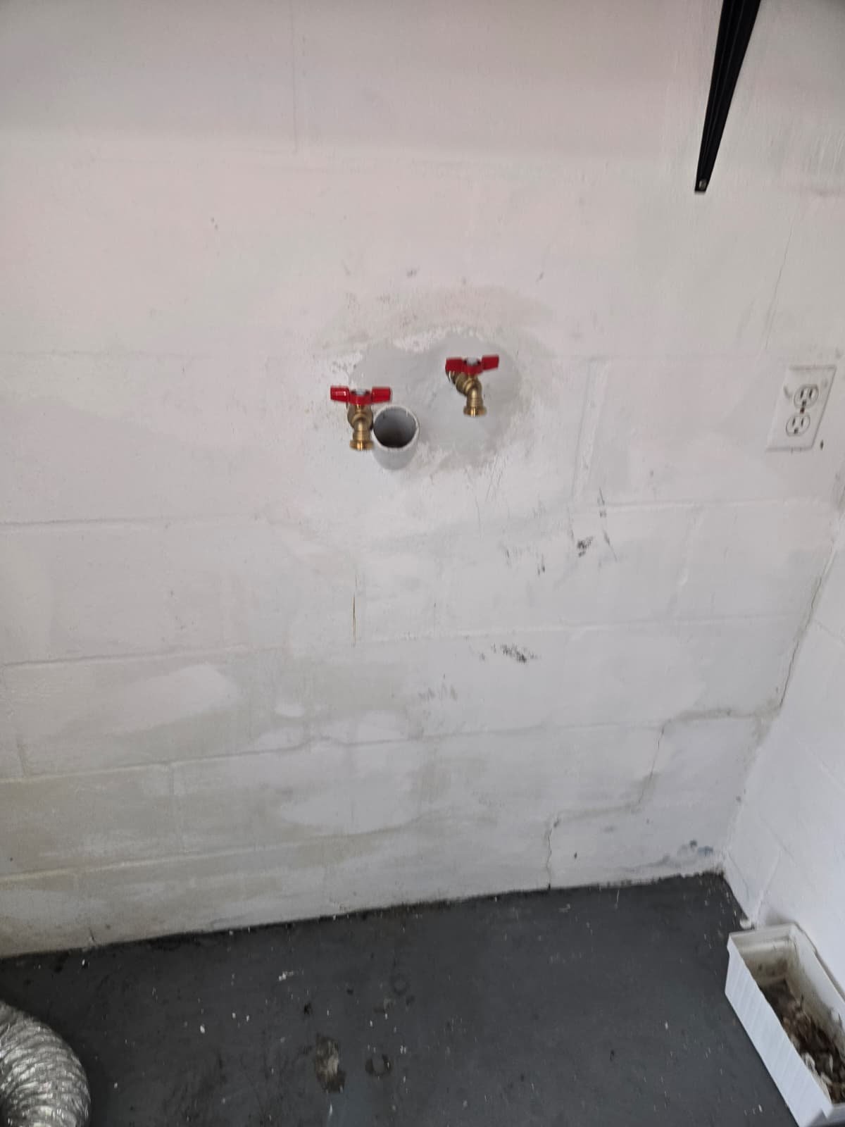 Hose bib plumbing repair behind wall in Tampa, FL 33618