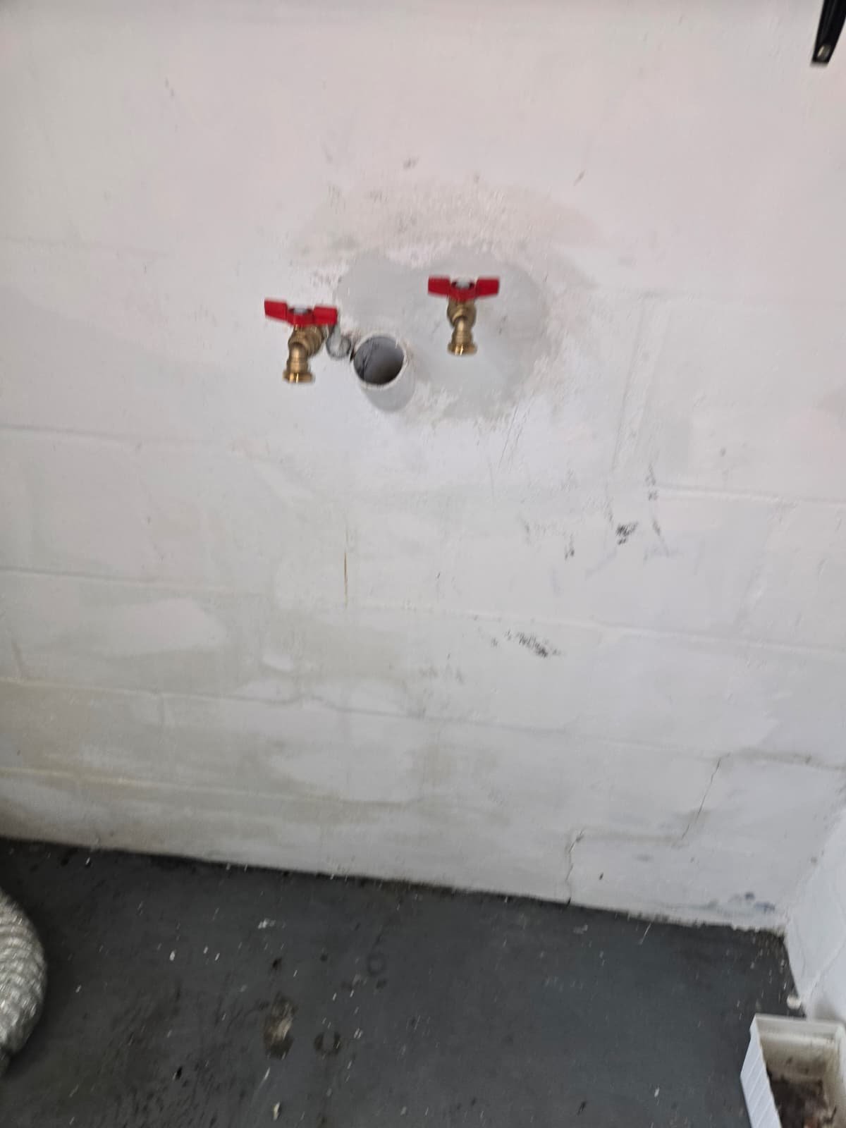 Garden faucet replacement plumbing work in Tampa, FL 33618