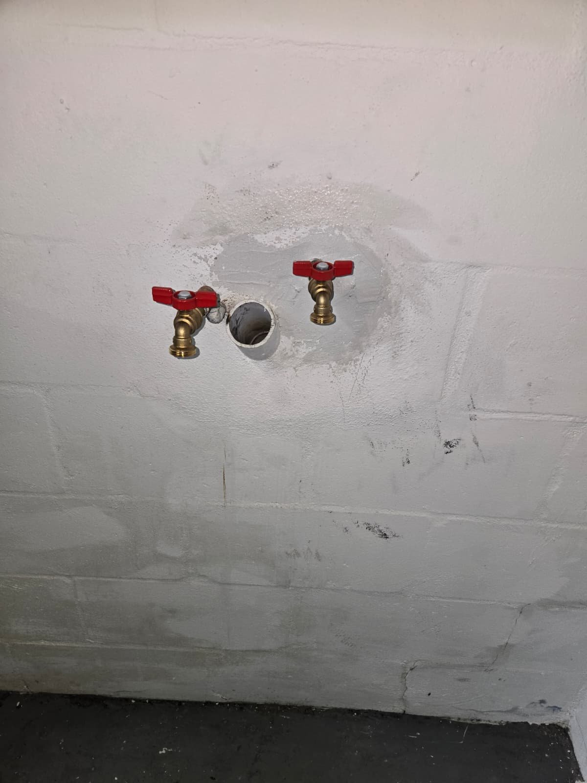 New outdoor garden faucet installation in Tampa, FL 33618