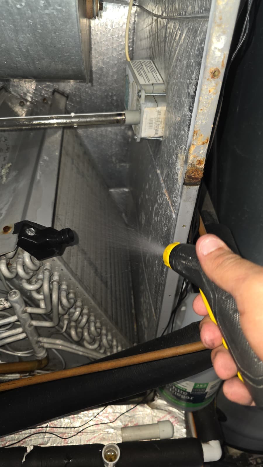 Checking high power consumption on AC fan motor in Treasure Island, FL 33706