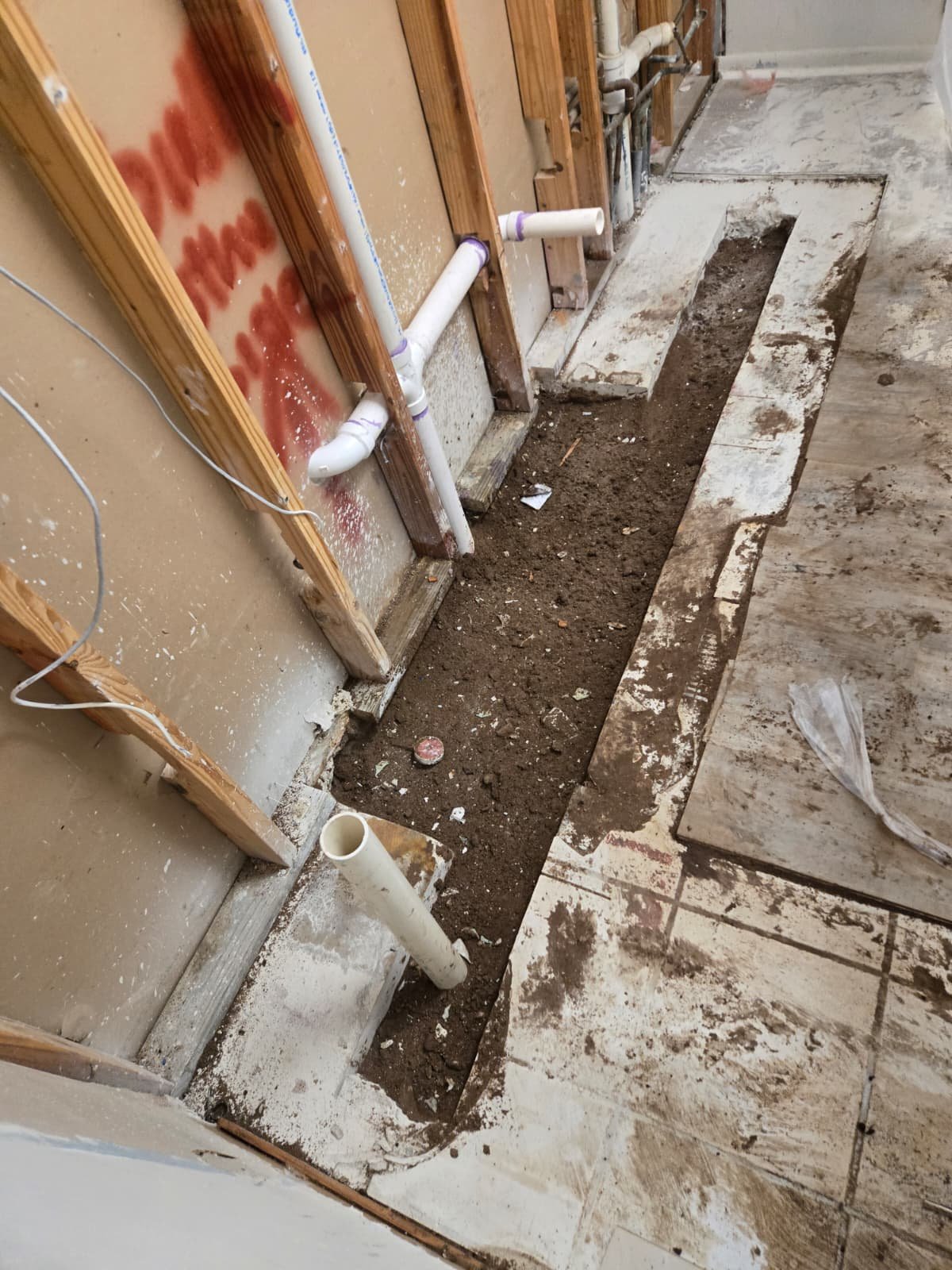 Before view of home repair service in Tampa, FL 33614