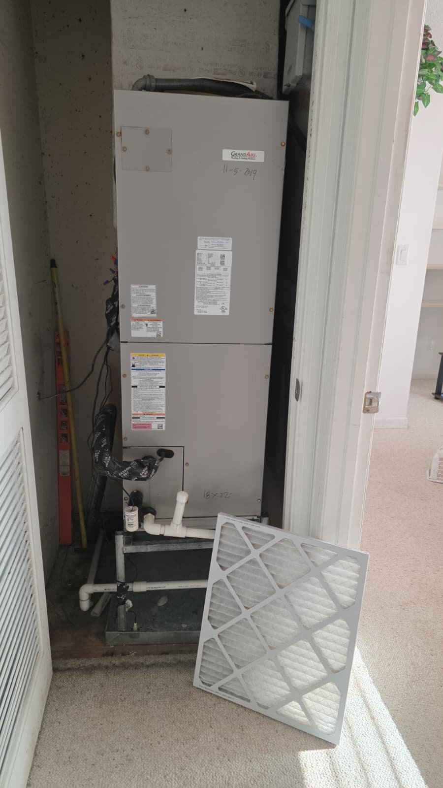 Tampa, FL 33618 AC system ready for UV light and duct sanitation upgrade
