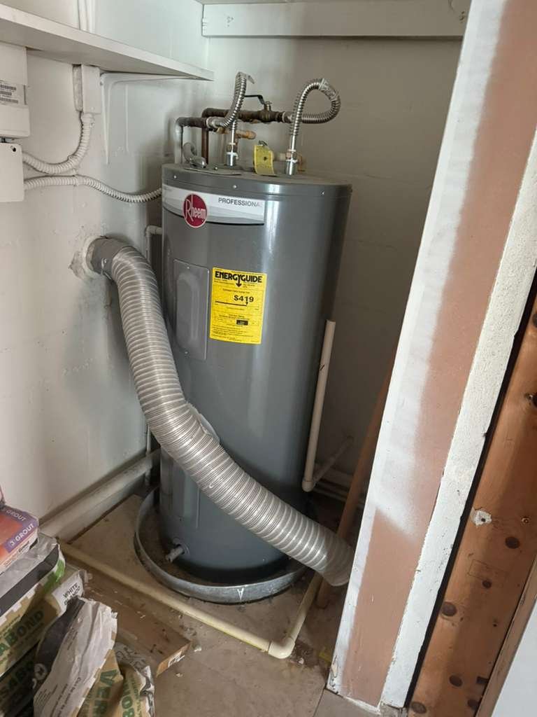 Tank water heater replacement planning in St. Petersburg, FL 33703