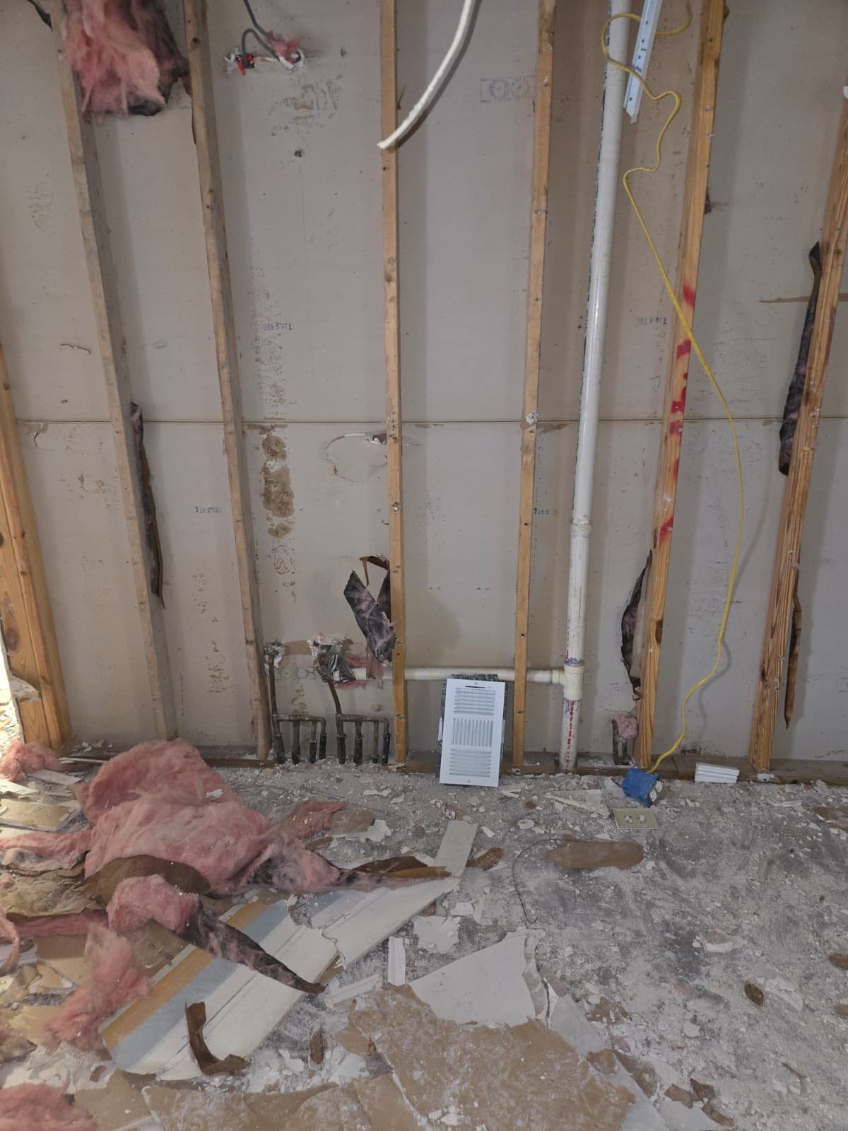 New water supply installation with PEX piping in utility area in Tampa, FL 33614