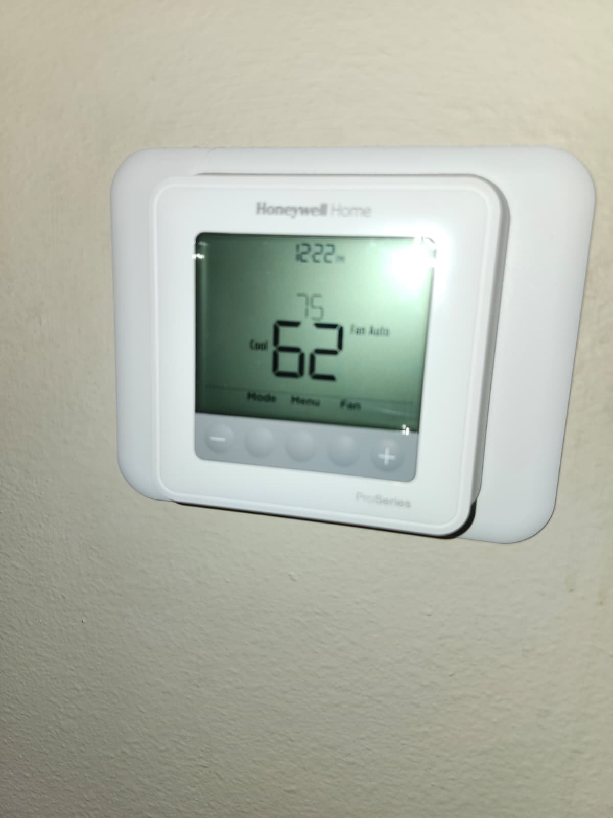 Valrico, FL 33596 AC tune-up helping improve cooling efficiency