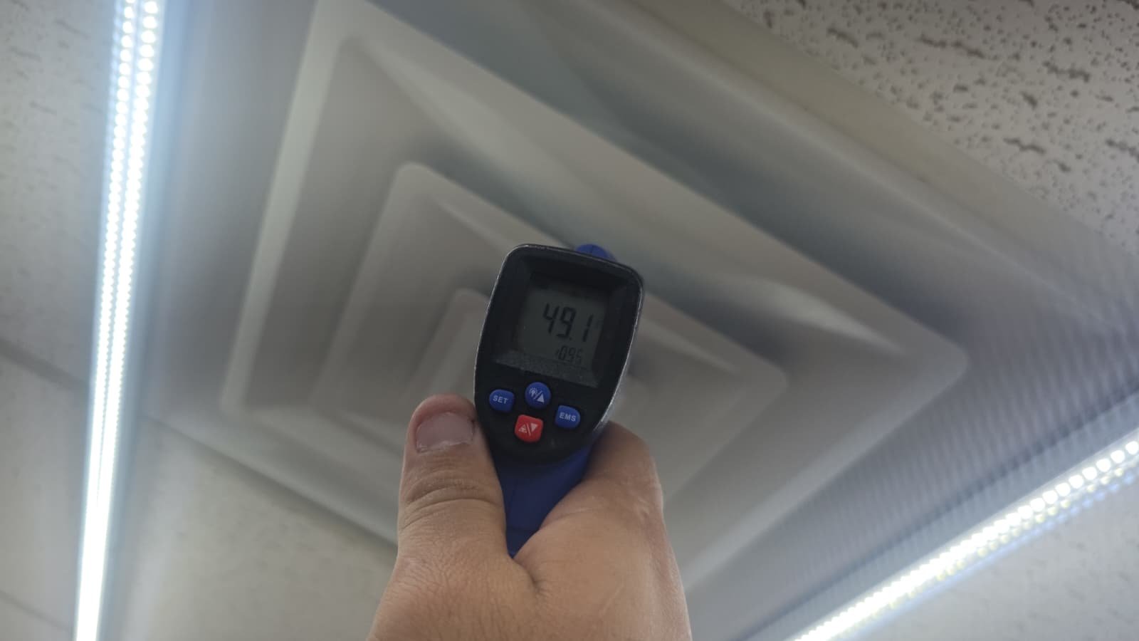 Condenser coil cleaning for HVAC efficiency in Tampa FL 33615 Value Service visit