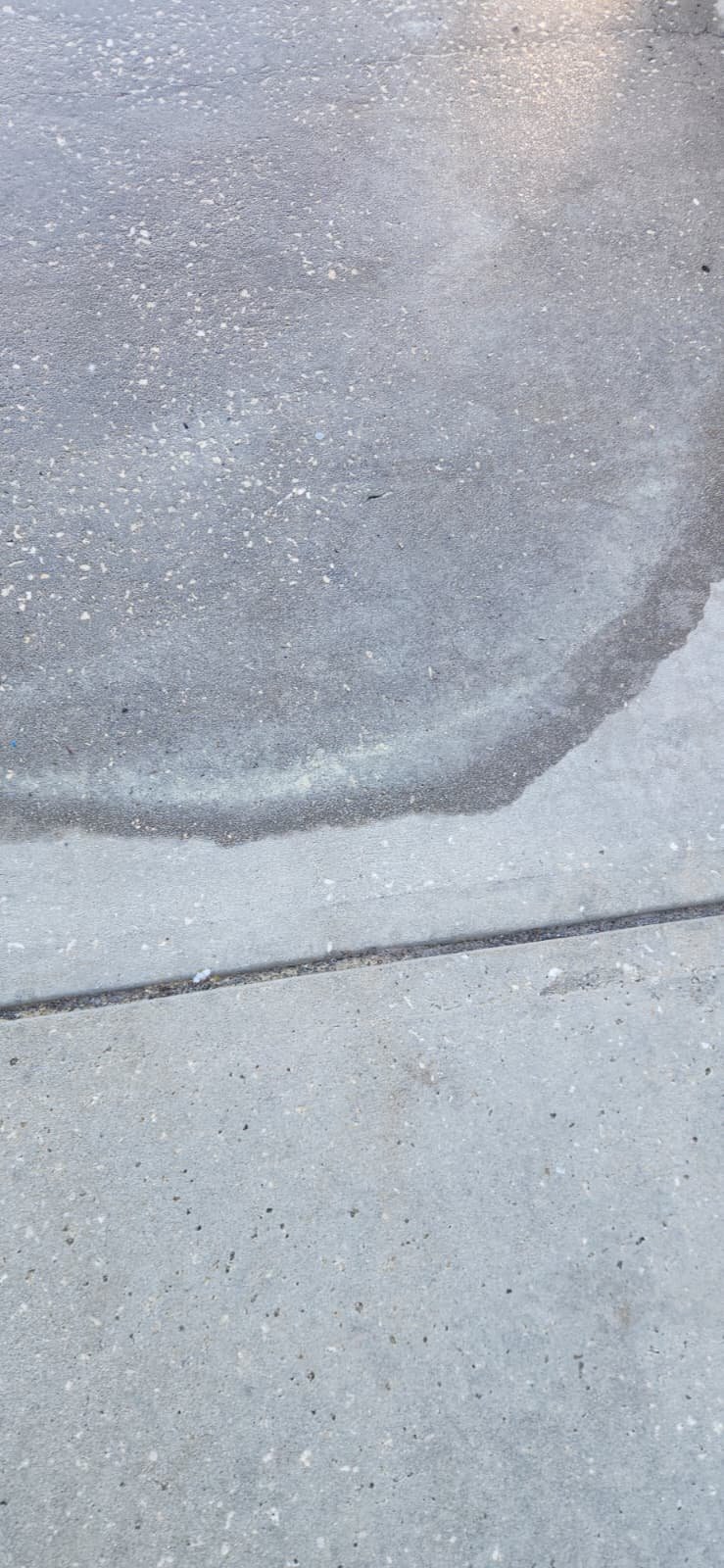 Inspecting anode rod on residential water heater in Wesley Chapel, FL 33545