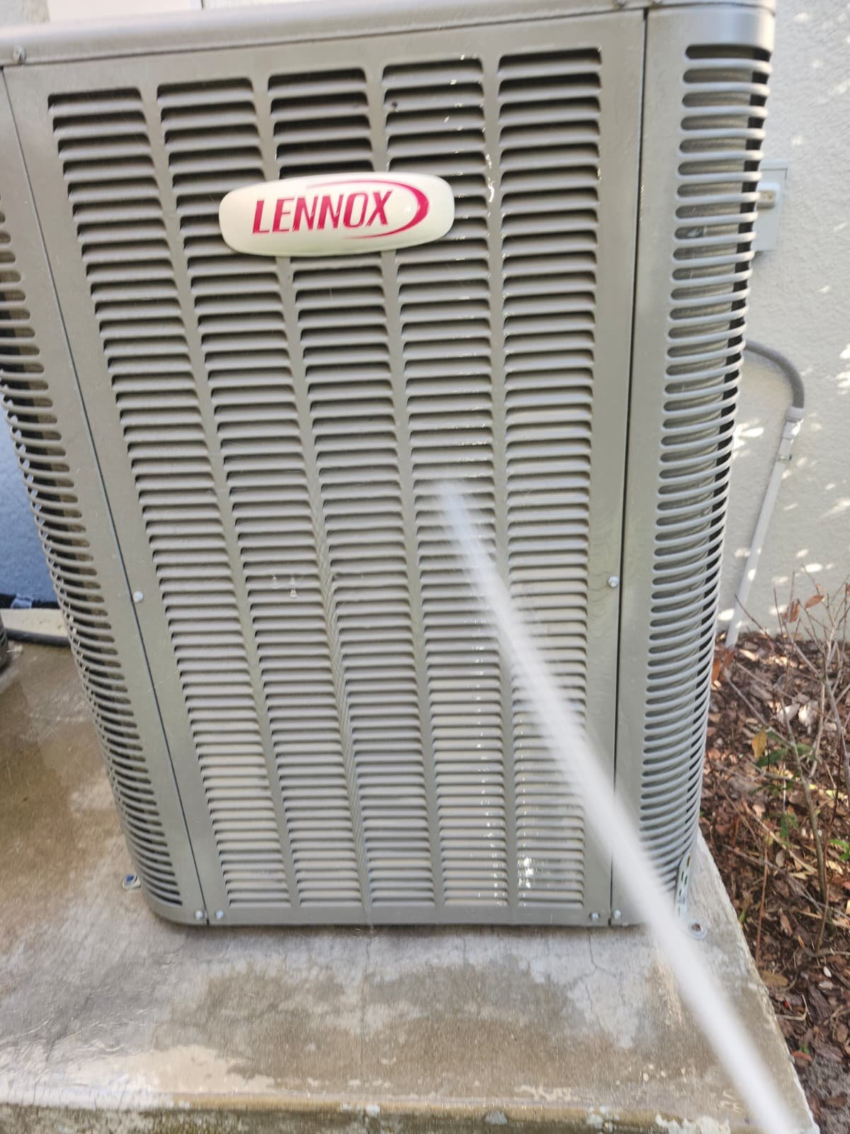 Condenser fan energy consumption check during AC maintenance in Tampa, FL 33634