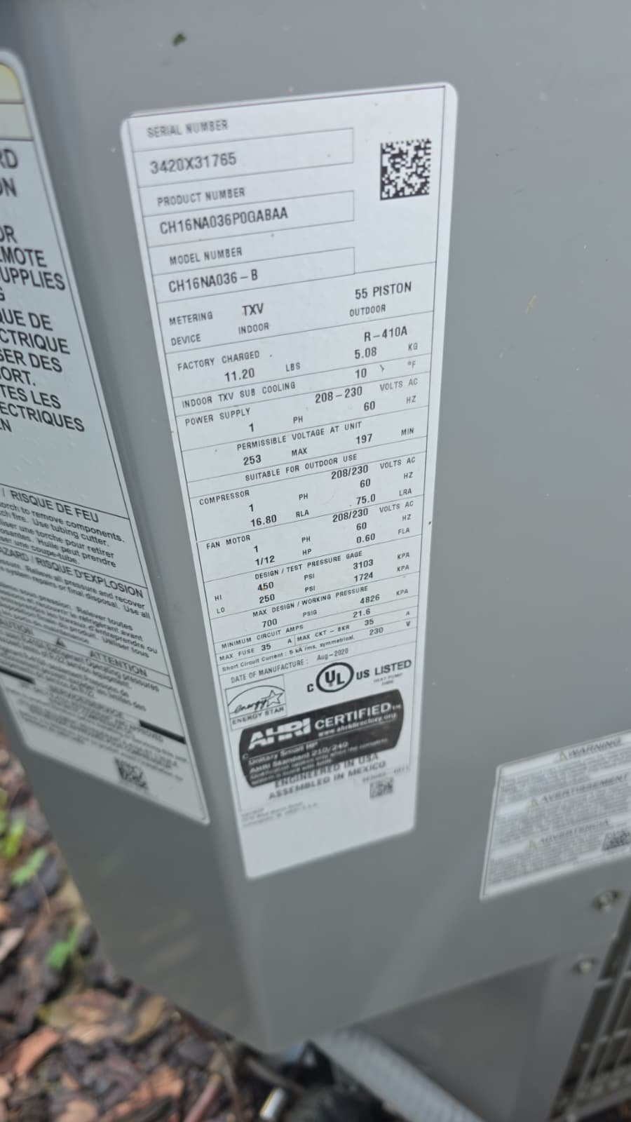 HVAC maintenance in Wesley Chapel, FL 33543 verifying normal refrigerant pressures and electrical use