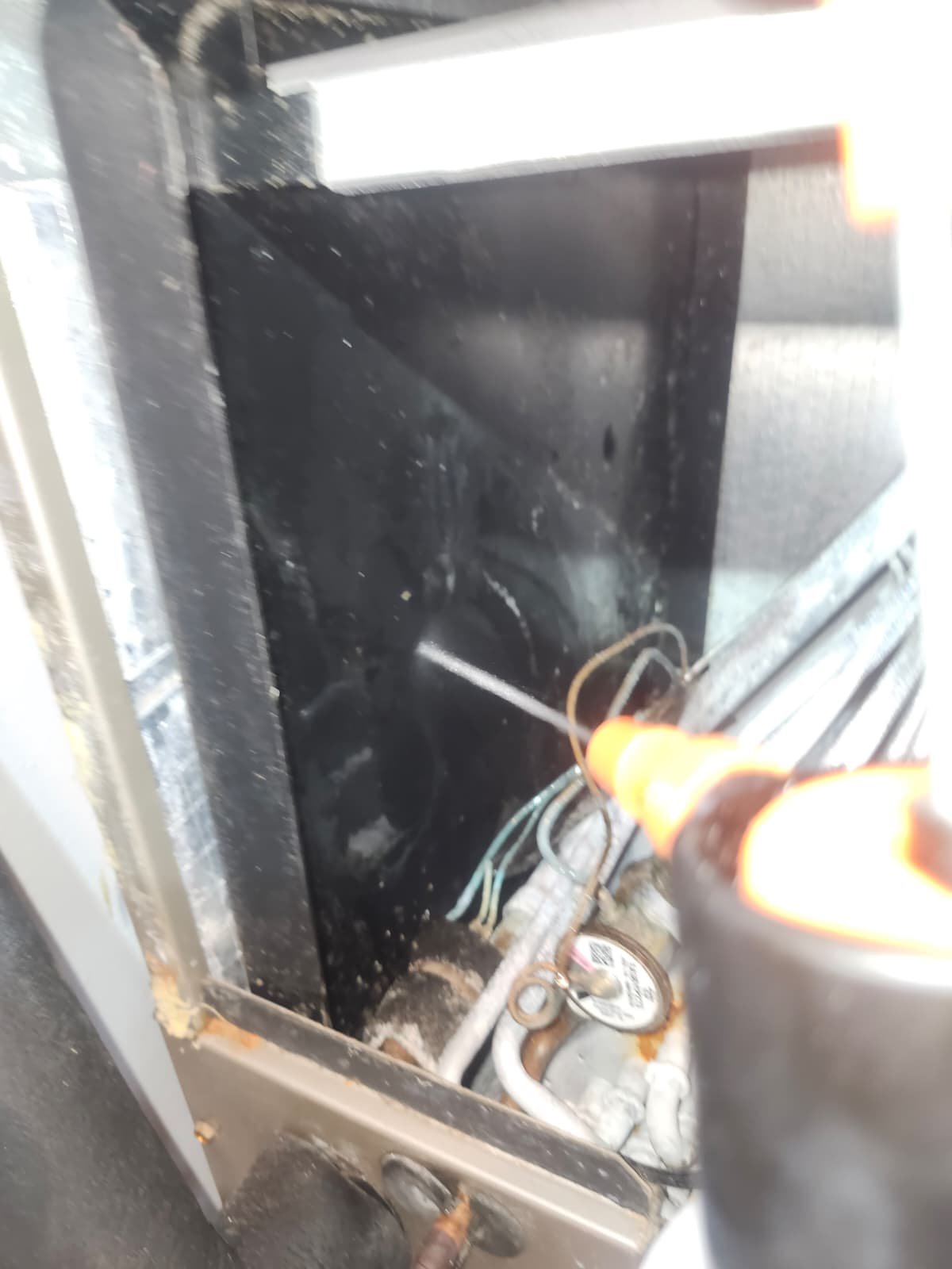 Goodman R32 refrigerant air conditioner replacement Land O' Lakes, FL 34638