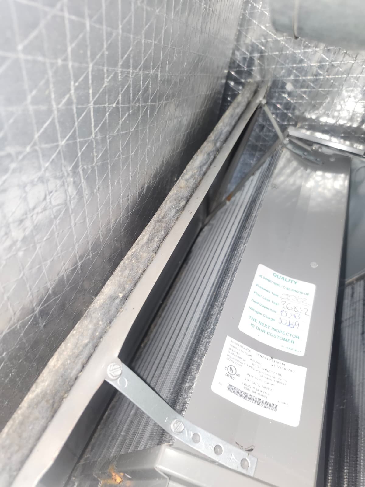 St. Petersburg, FL 33705 seasonal AC tune-up with full system cleaning and flush