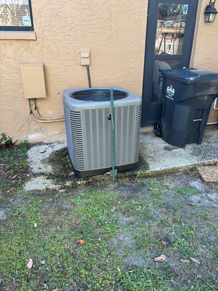 Daikin heat pump installation with new ductwork in Valrico, FL 33596