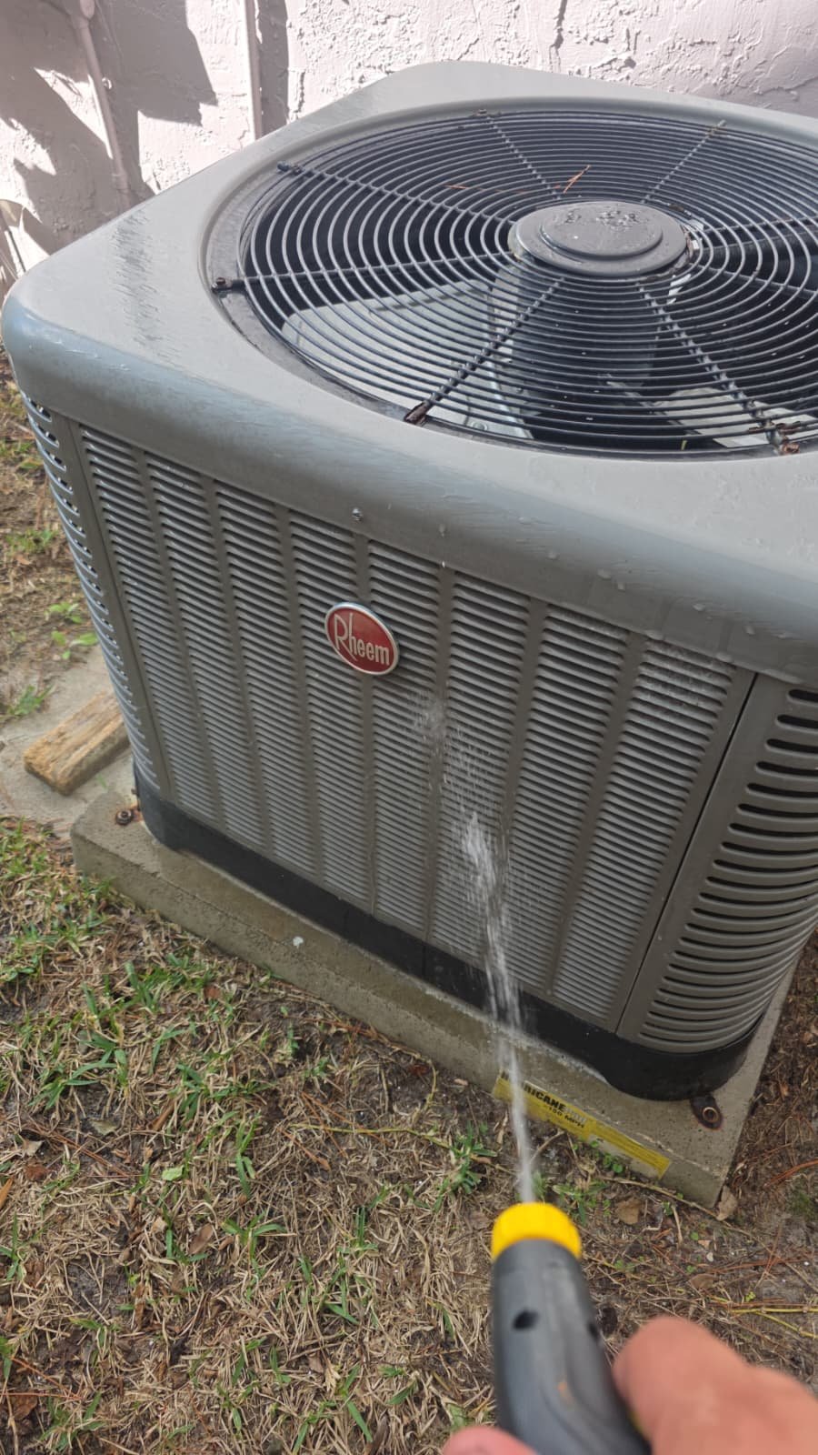 Elite HVAC maintenance visit in Tampa, FL 33624 with system inspection and cleaning