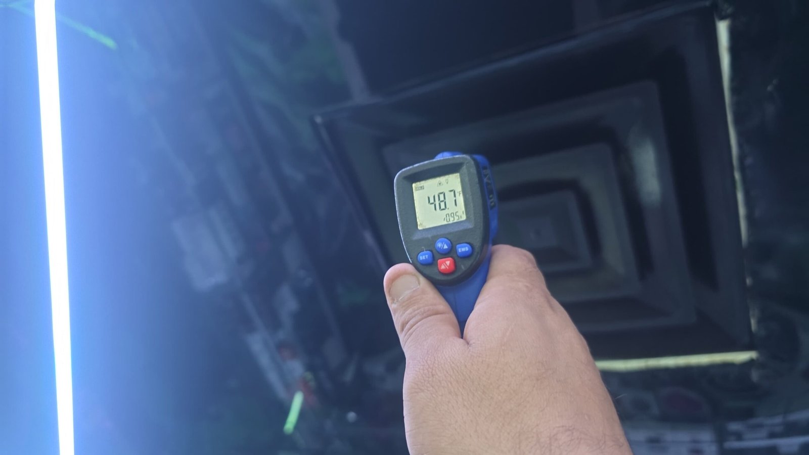 HVAC system tune-up service in Tampa, FL 33613