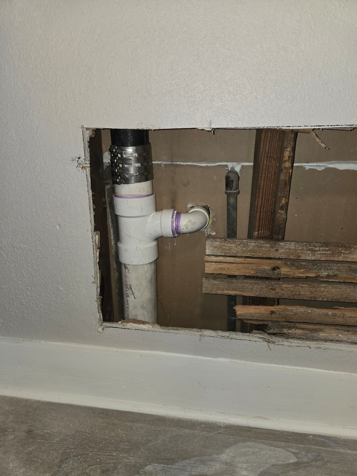 Home repair service in Tampa, FL 33603 - image 6