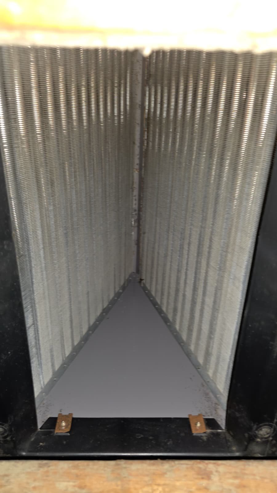 HVAC maintenance in Tampa, FL 33614 cleaning indoor air handler unit