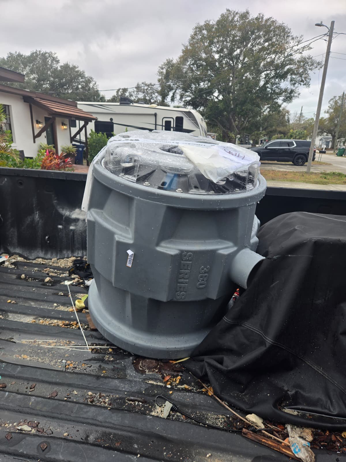 Bathroom plumbing fixture connections Tampa, FL 33611