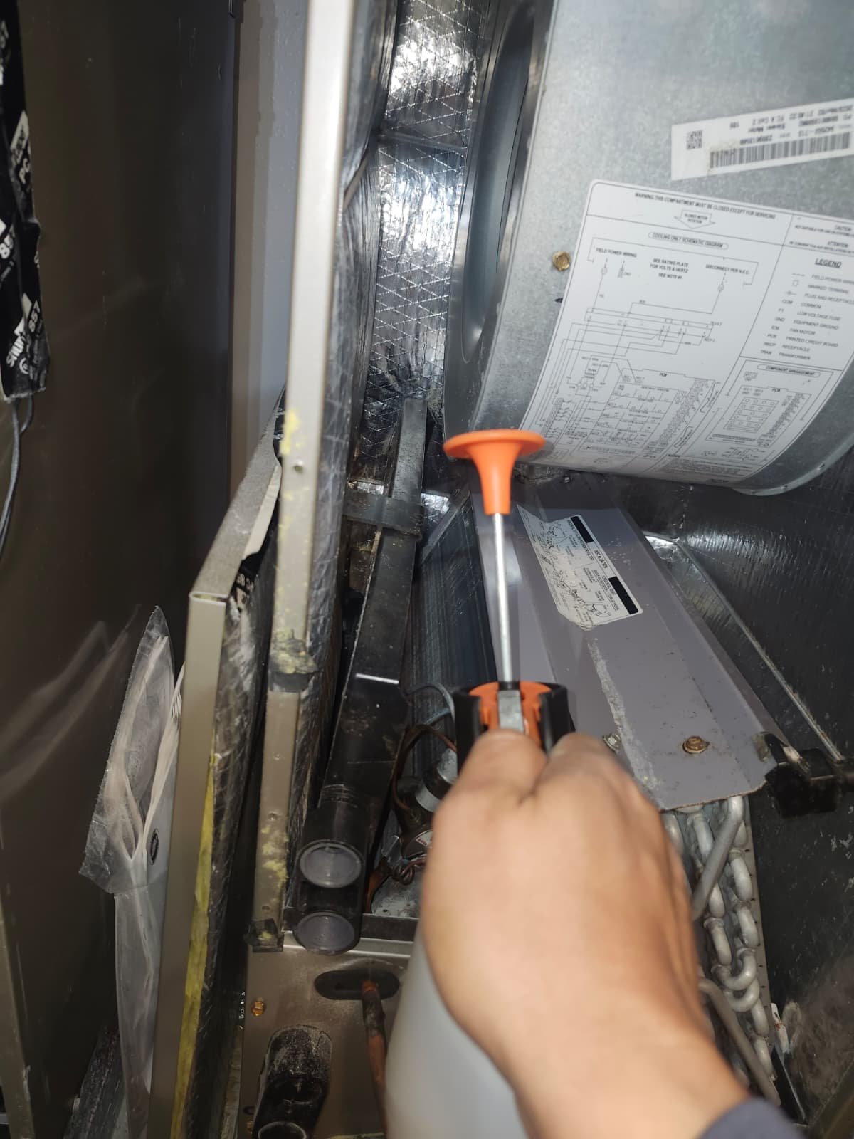 HVAC tune-up Apollo Beach, FL 33572