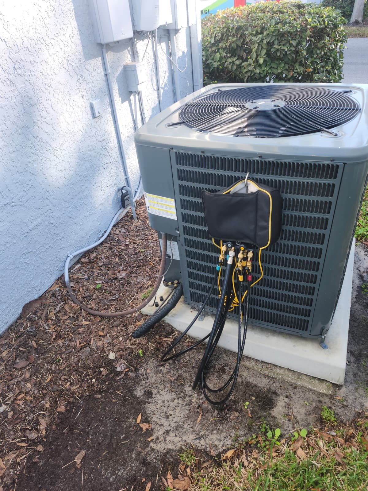 Daikin heat pump install Tampa, FL 33624