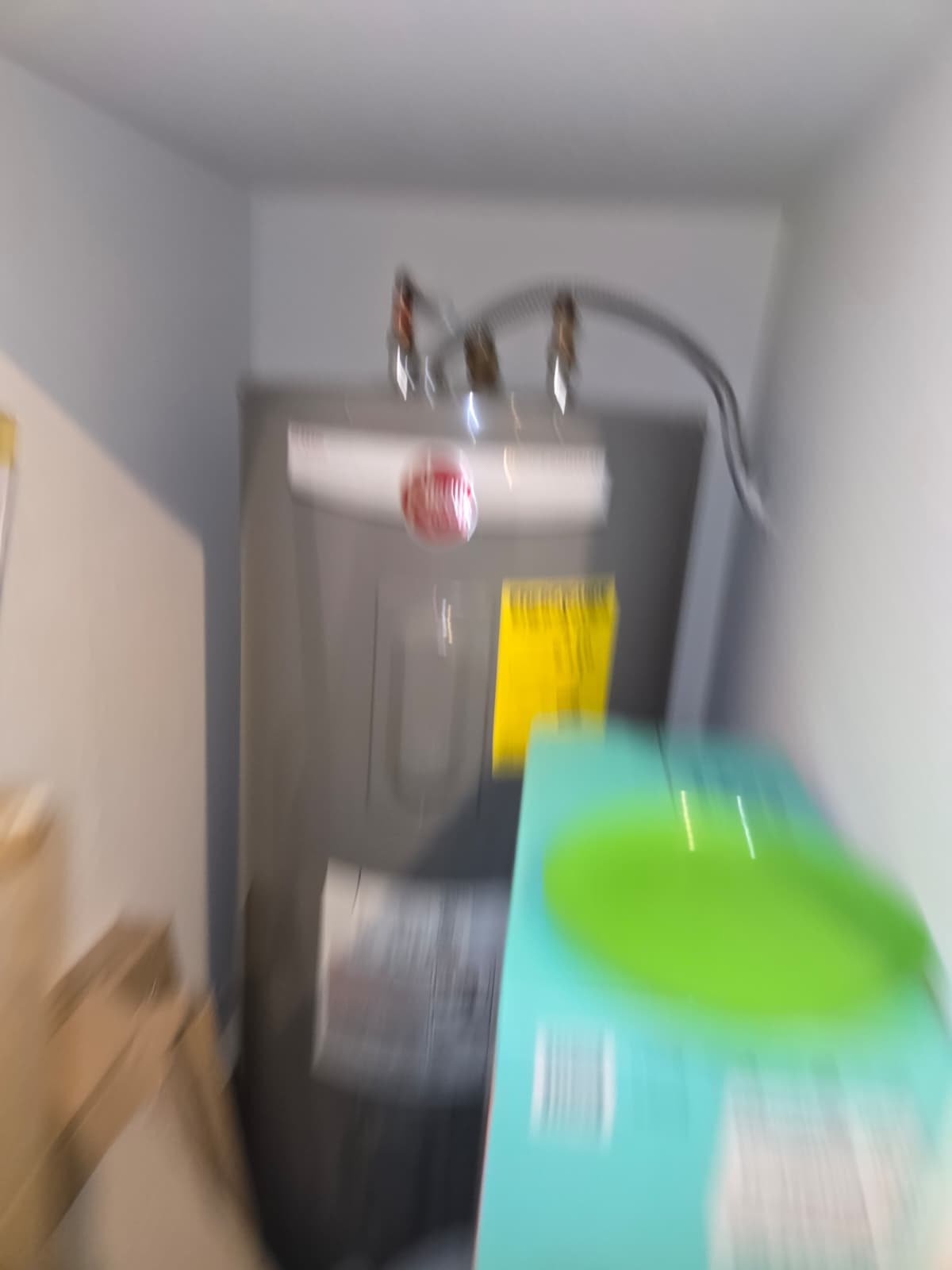 Aging water heater evaluated for replacement in Gibsonton, FL 33534 home