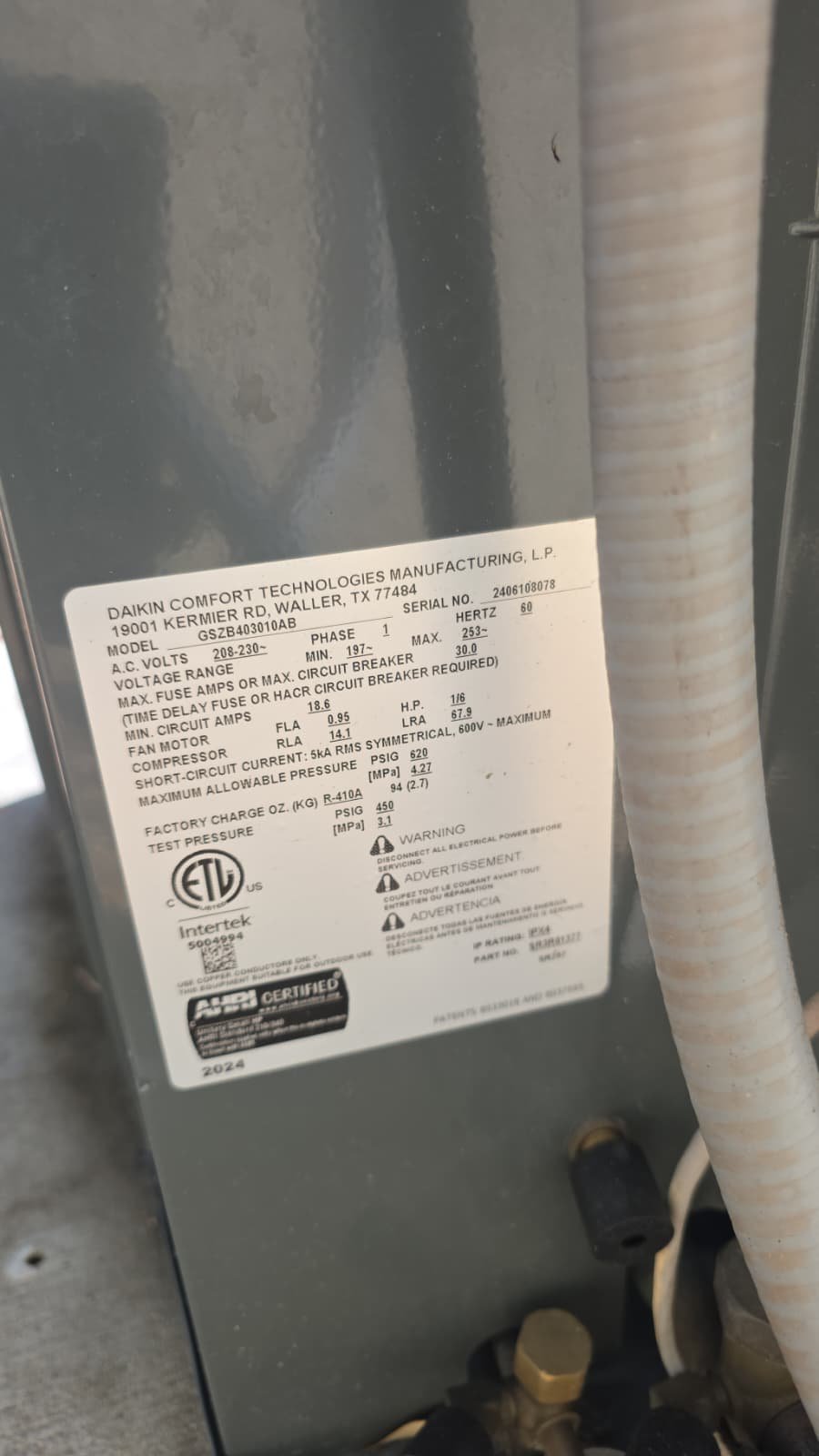 HVAC system inspection under Premium maintenance plan in Gibsonton, FL 33534