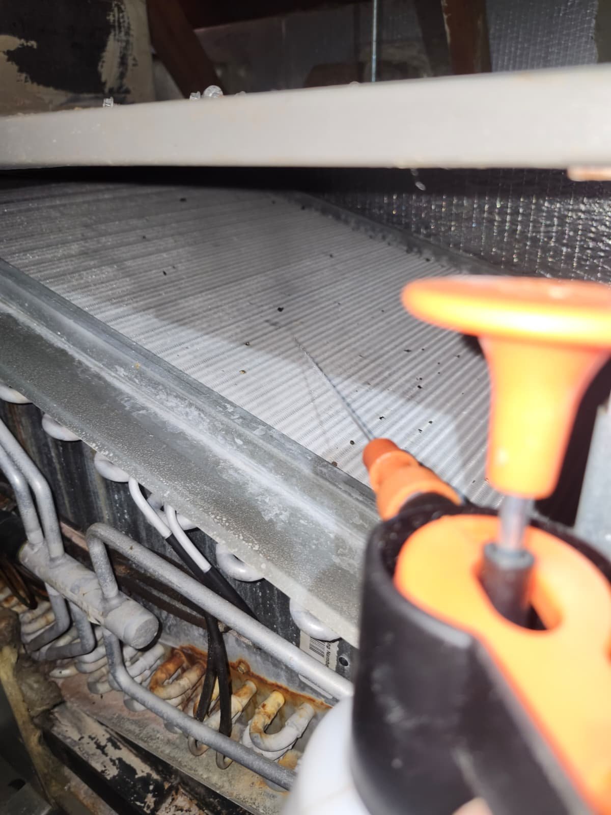 Ductwork evaluation for AC efficiency and replacement in Tampa, FL 33624