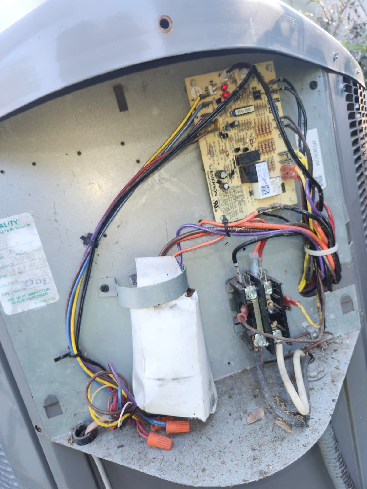 Energy-efficient AC tune-up in Tampa, FL 33613