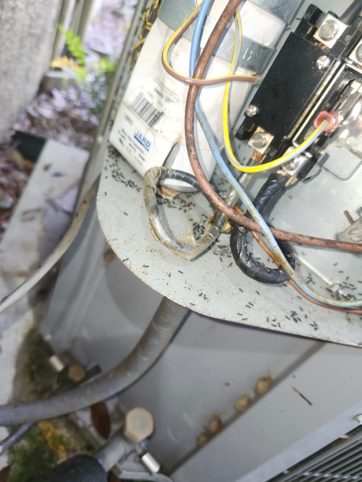 HVAC contactor and capacitor service in Tampa, FL 33625