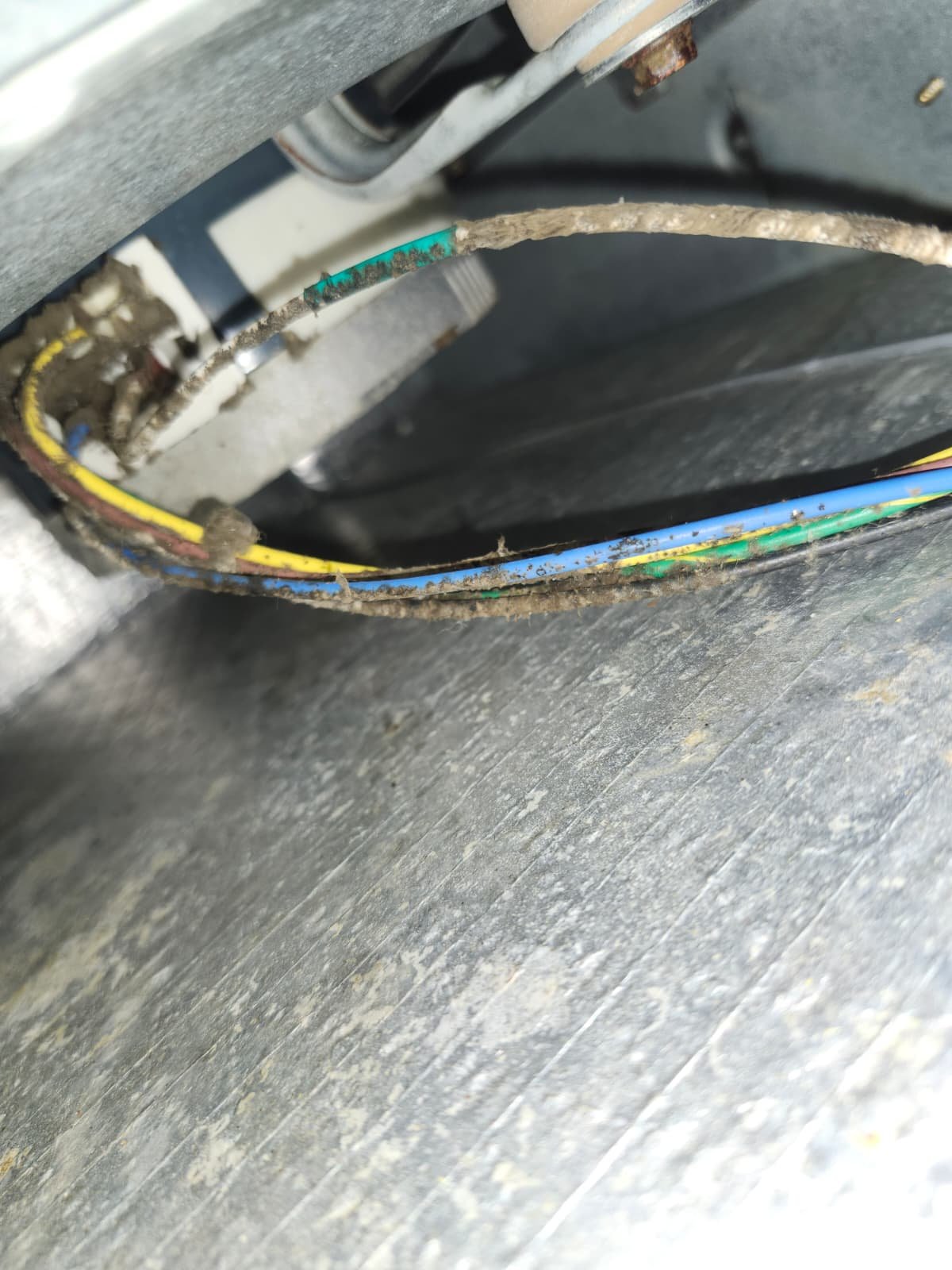 Comprehensive HVAC tune-up in Riverview, FL 33578