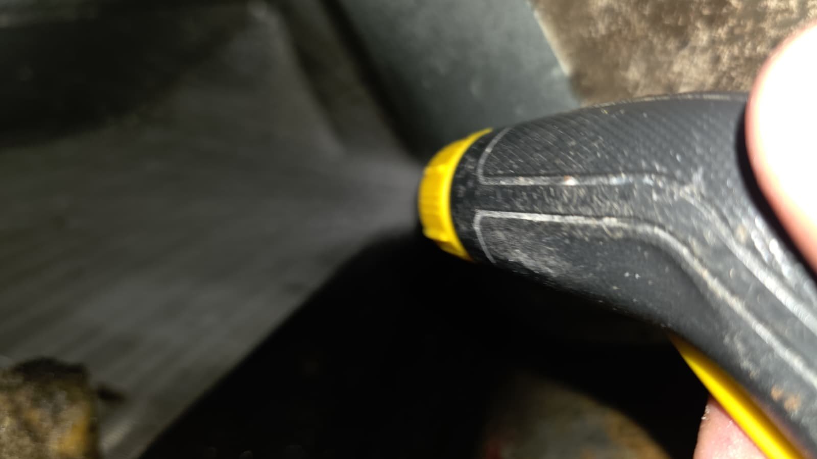 Quarterly HVAC maintenance plan service for commercial system in Tampa, FL 33610