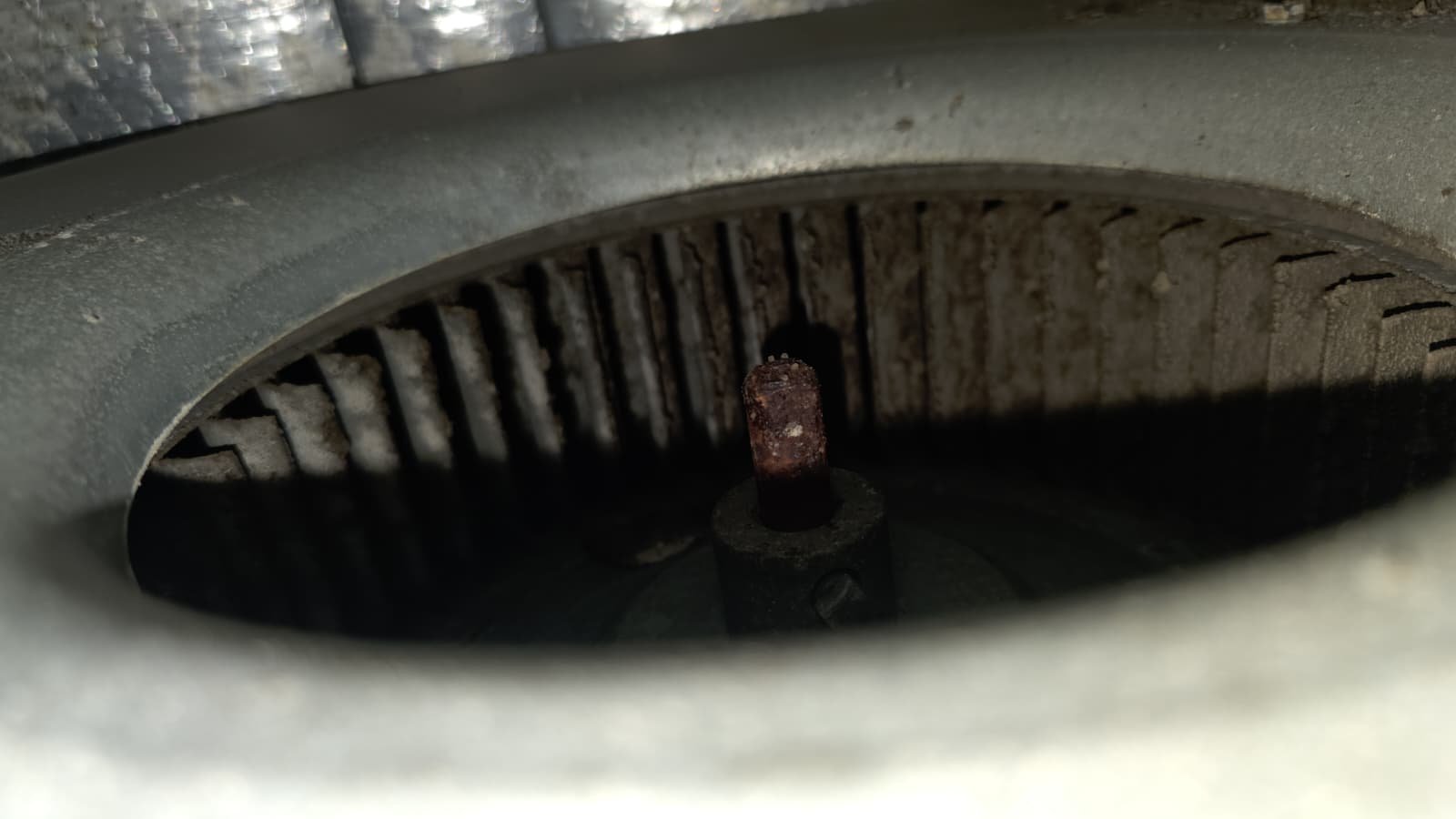 Checking blower, compressor and condenser fan amps on commercial HVAC in Tampa, FL 33610