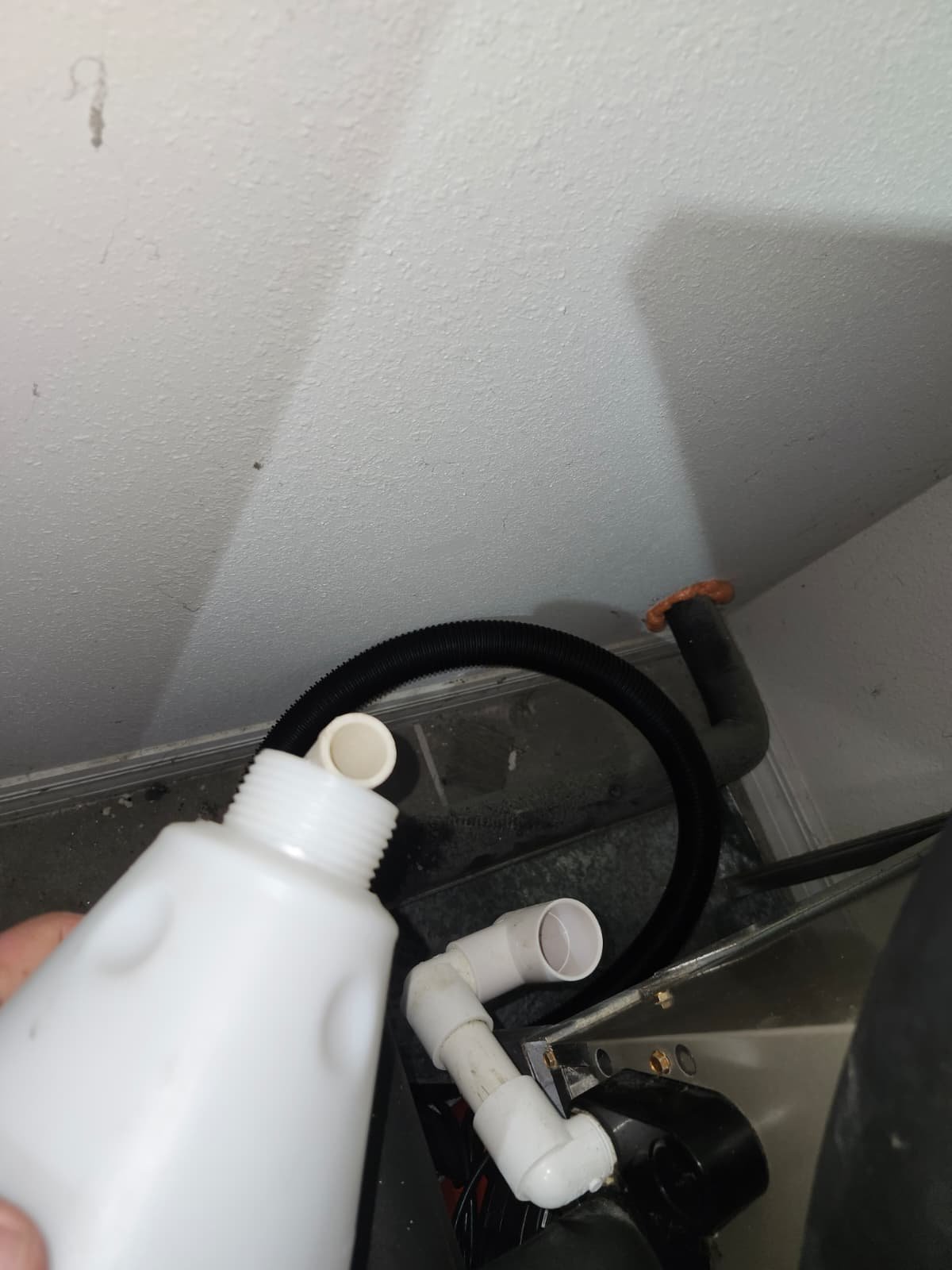 Tampa FL AC system check confirming unit running well overall