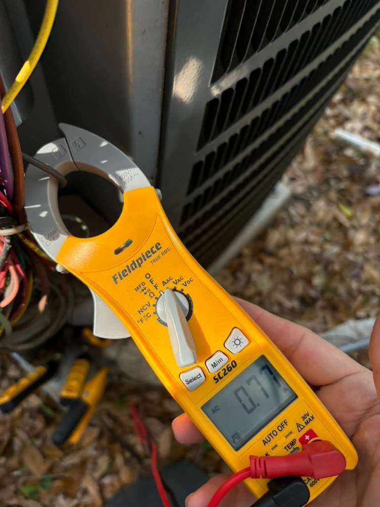 AC capacitor replacement service Tampa, FL 33603