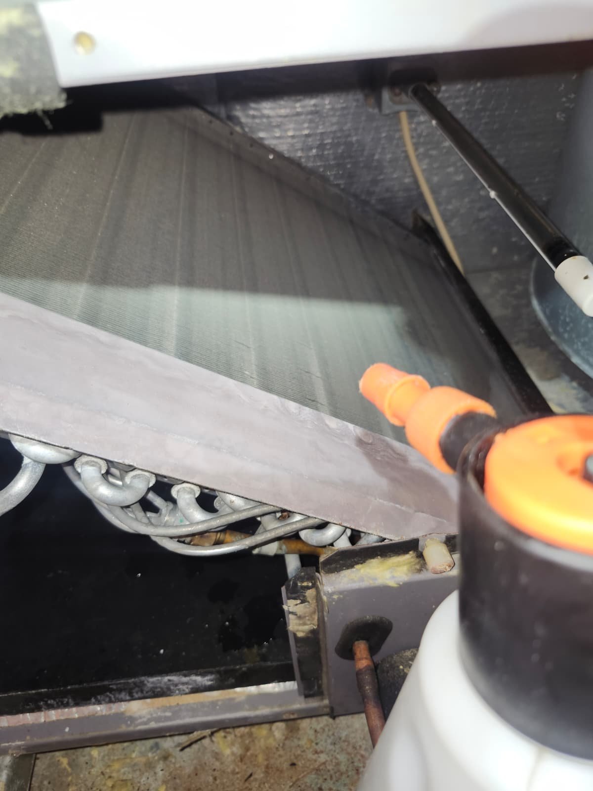 Attic insulation upgrade recommendation in Zephyrhills, FL 33542