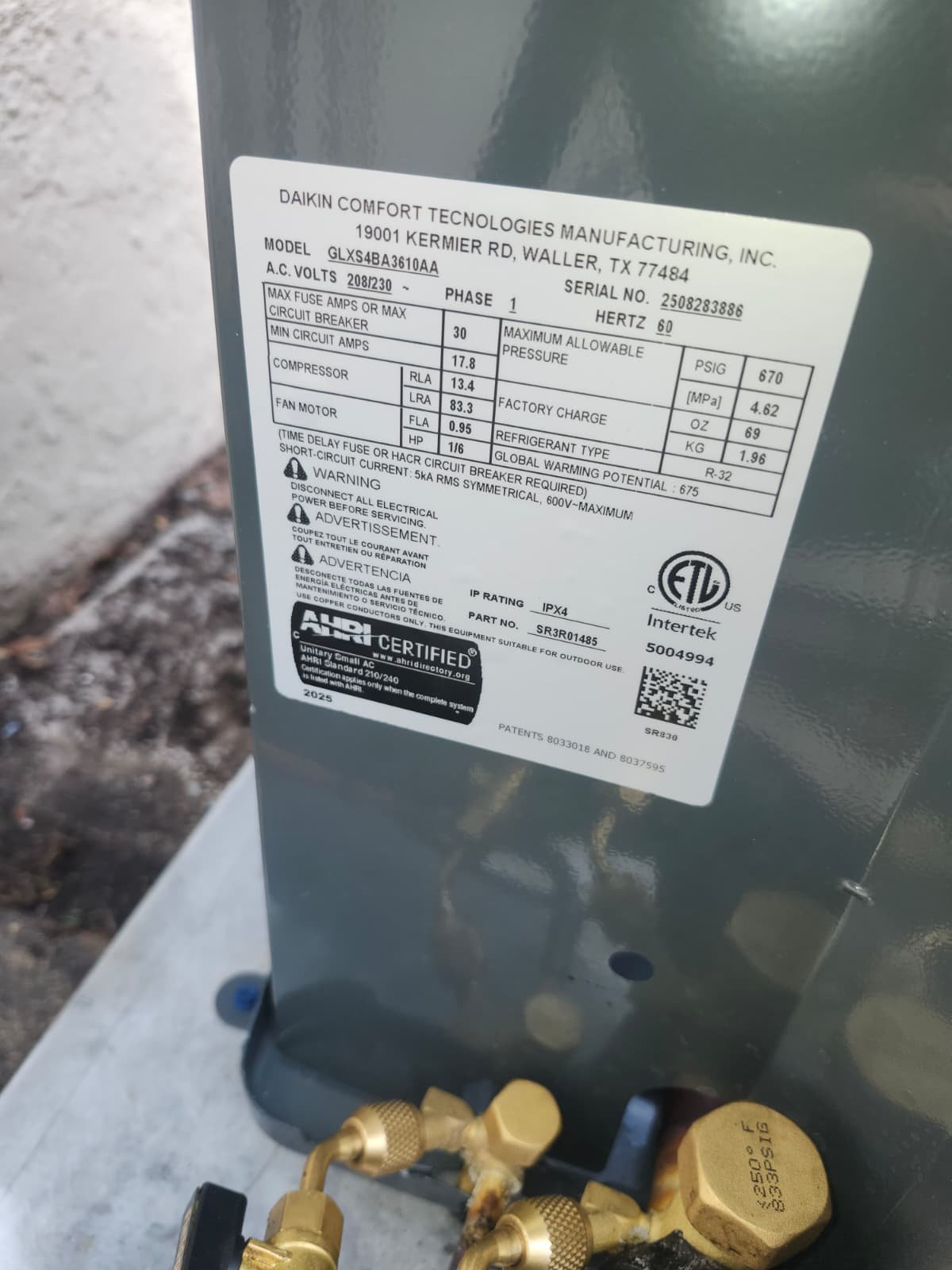 R32 HVAC installation in Seffner, FL 33584