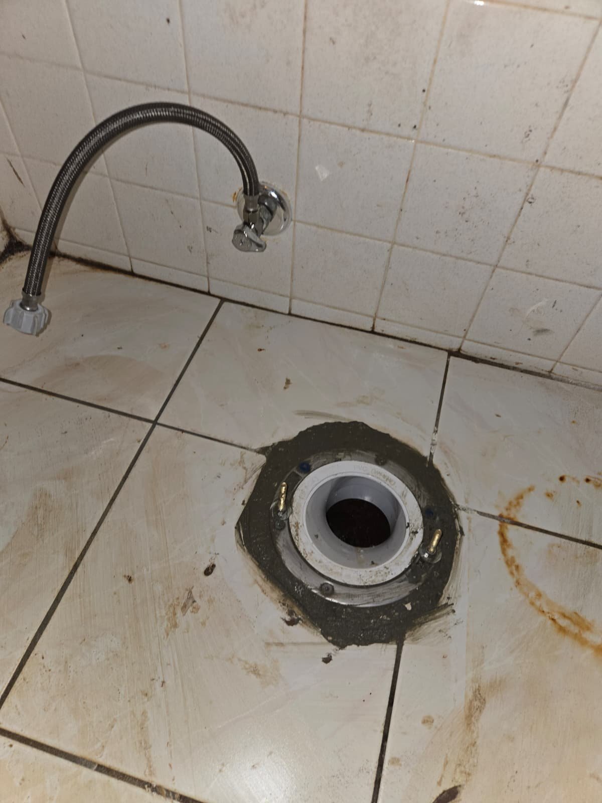 toilet installation Dunedin, FL 34698 view 4