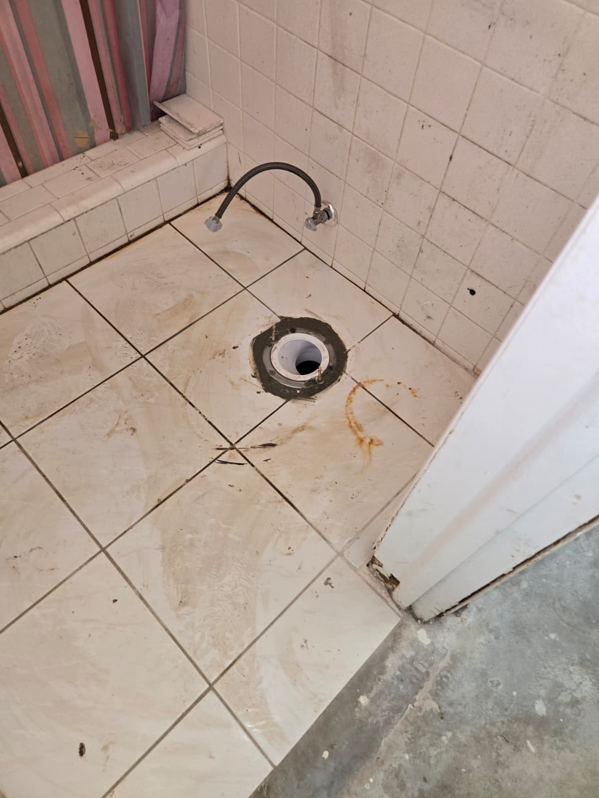 toilet installation Dunedin, FL 34698 view 1