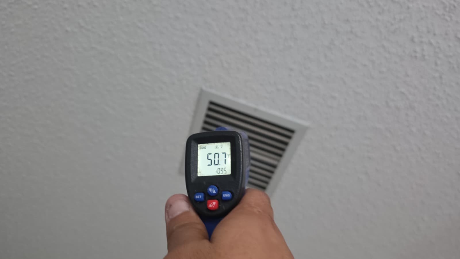 AC tune-up in Tampa, FL 33624