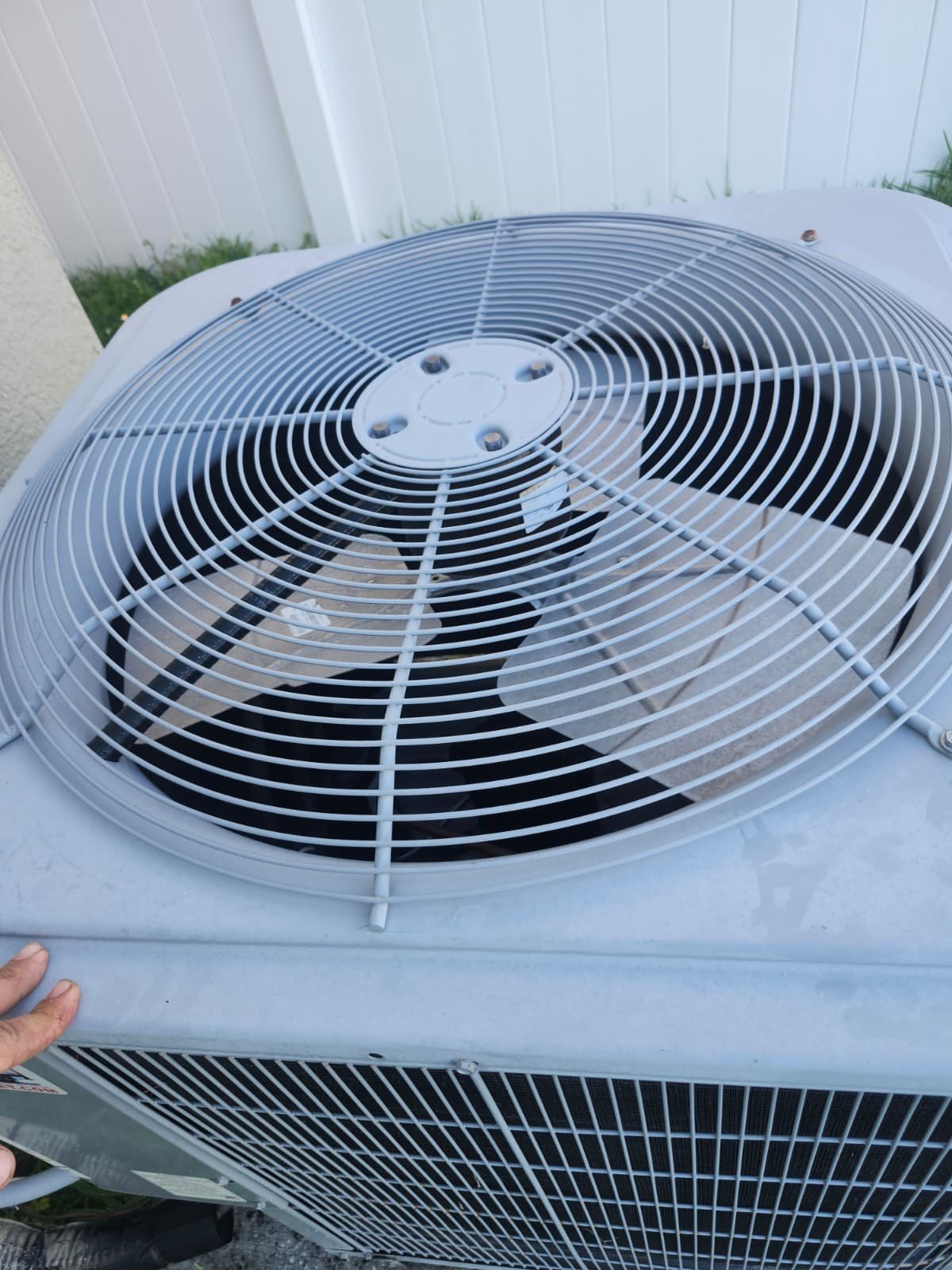 HVAC system preventive maintenance Tampa, FL 33619