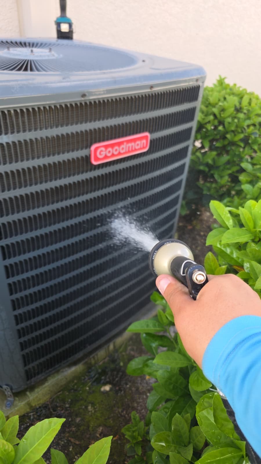 Drain line service for HVAC Lutz, FL 33558