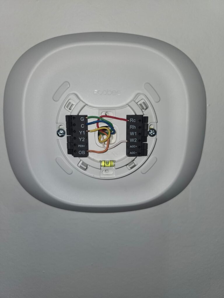 An ecobee backplate with the C wire connected in Largo, FL 33770.