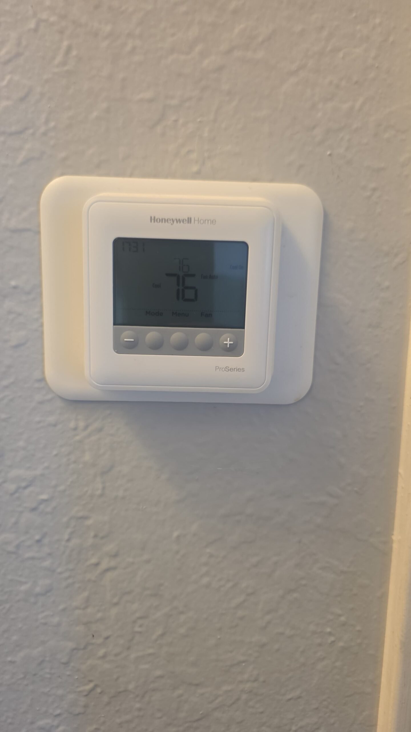 Honeywell thermostat installed in Tampa, FL 33615
